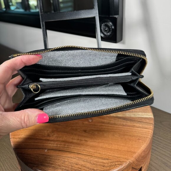 Michael Kors MK Signature Zip Around Wallet – Black Monogram - Picture 5 of 7